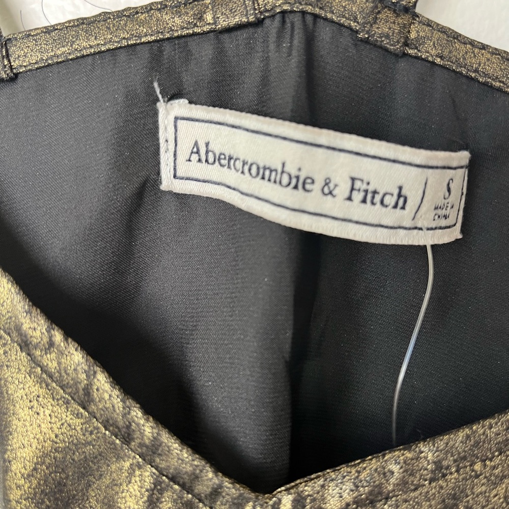 ABERCROMBIE & FITCH TOP - Picture 3 of 4
